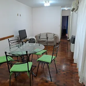 Departamento Frente A Plaza España , Mendoza Argentina