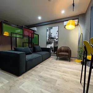https://fox-apartments.albaniahotels.org